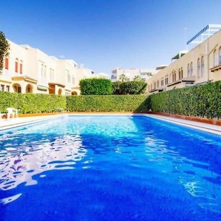 Villa Magerit, Entire Home 5 Minutes Easy Walk To Sandy Beach ラ・マタ エクステリア 写真